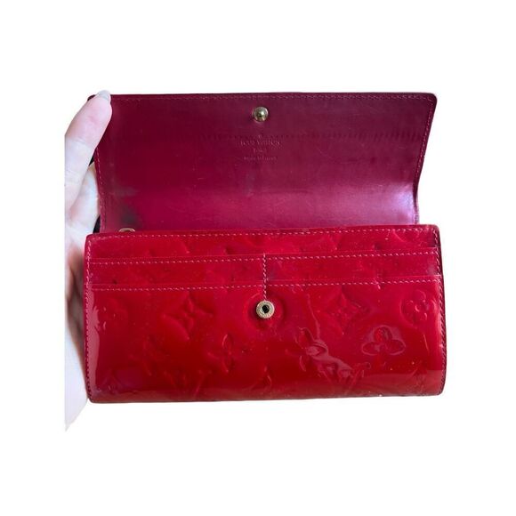 Louis Vuitton Wallet Women’s Red Vernis Complete Set | Louis Vuitton Sarah Auth - Picture 7 of 13